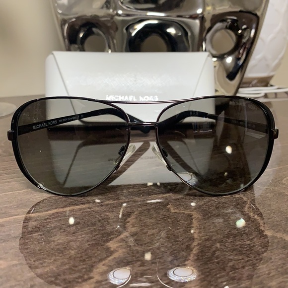 MICHAEL KORS MK 5004 CHELSEA 101311 GUNMETAL / BLACK - Picture 2 of 16